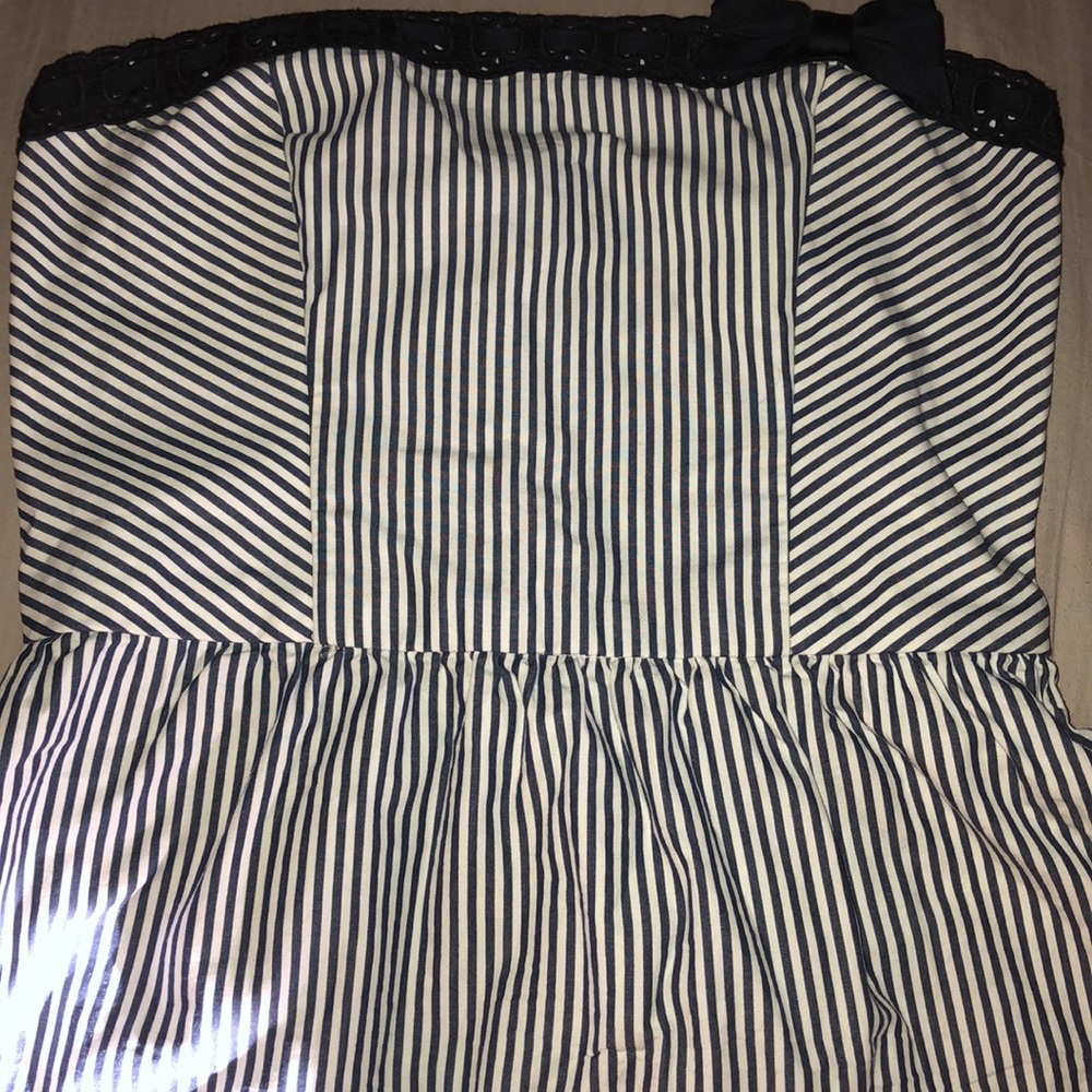 Cute striped Hollister baby doll tube top with bow